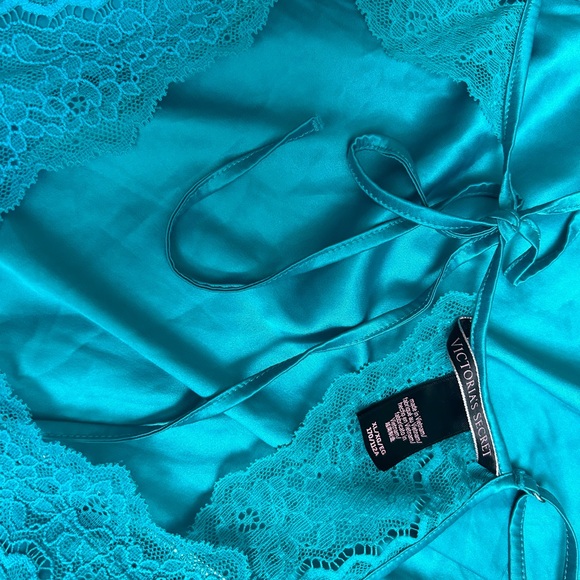 Lingerie - Picture 4 of 5